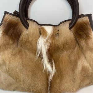Sukuma real fur handbag Gorgeous !